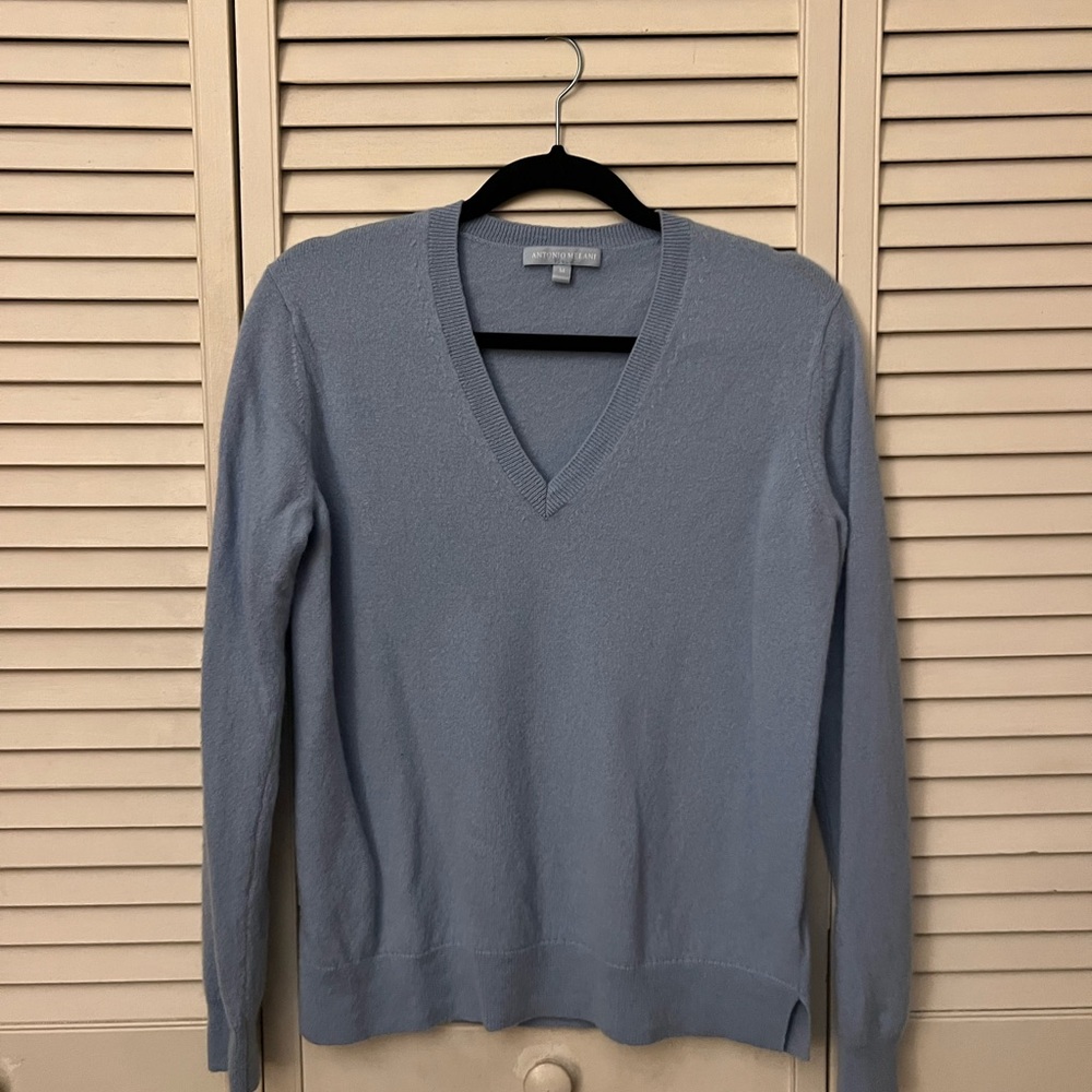 ANTONIO MELANI Women's Blue V-Neck Sweater 100% Cashmere
